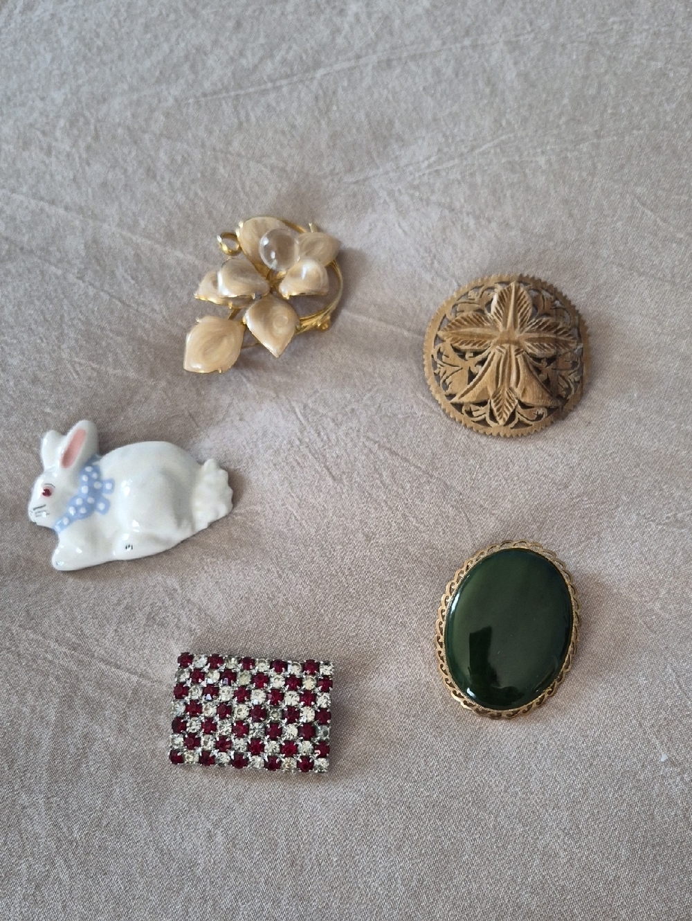 Vintage Flying Colors Bunny Brooch And Others